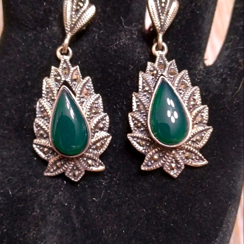 Sterling, Marcasite, w/green Gem earrings NWOT